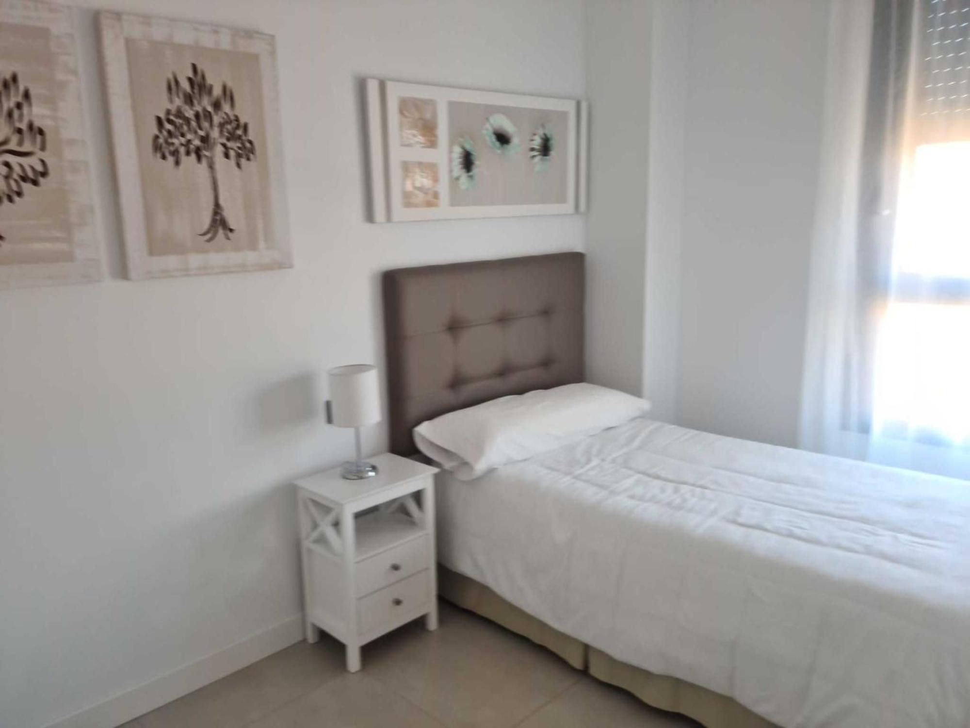 Apartamento De 3 Dormitorios Piscina Y Parking Calp Extérieur photo