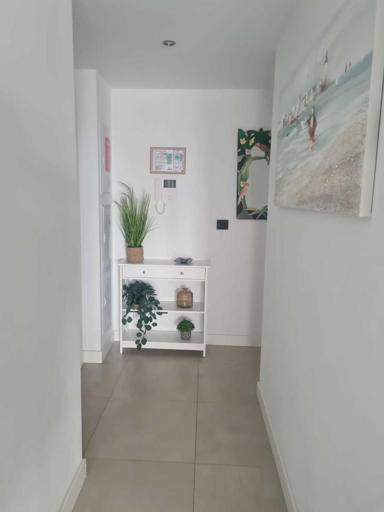 Apartamento De 3 Dormitorios Piscina Y Parking Calp Extérieur photo